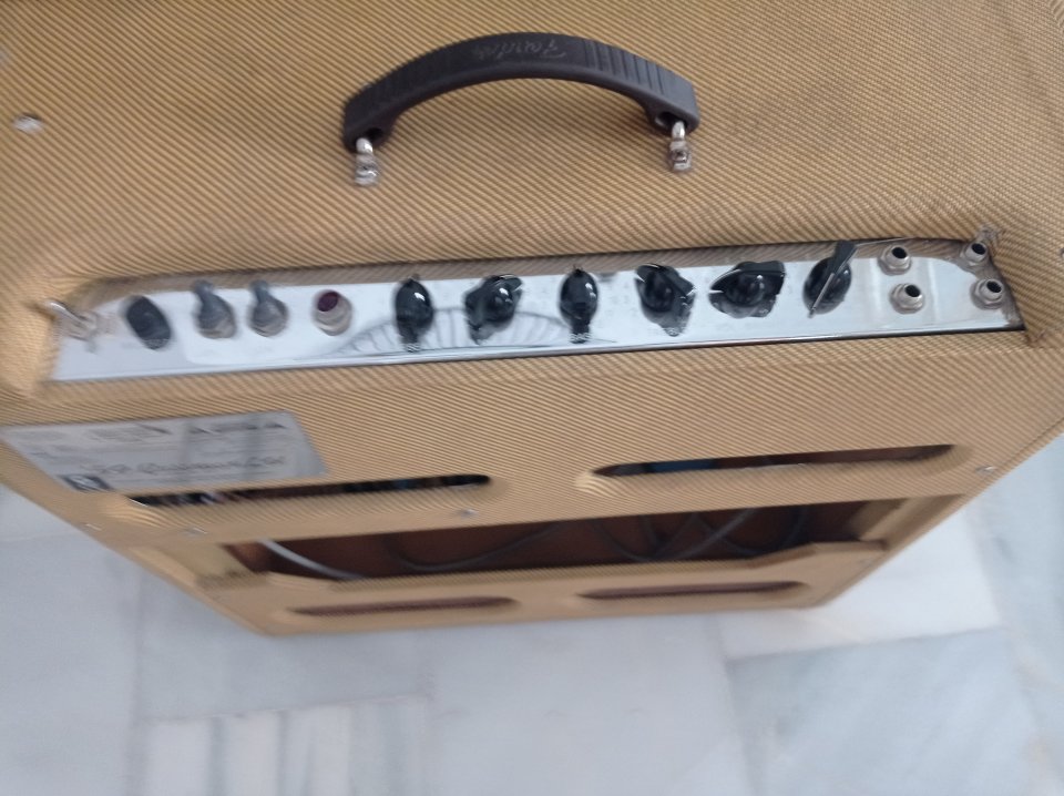 Fender bassman 59 de segunda mano · Foto 3 de 4 · Cádiz · 1200 €