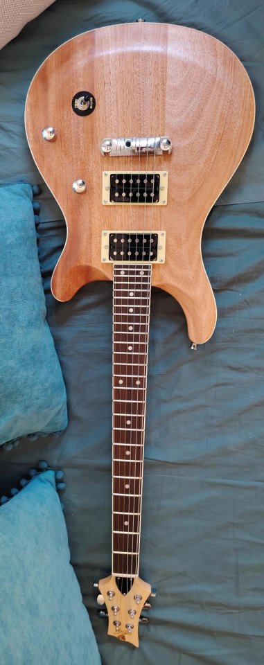Guitarra eléctrica Elg de segunda mano · Foto 1 de 10 · Madrid · 275 €