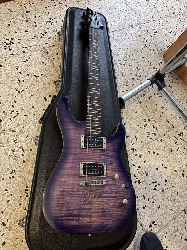 Cort KX Custom Seymour Duncan + Funda