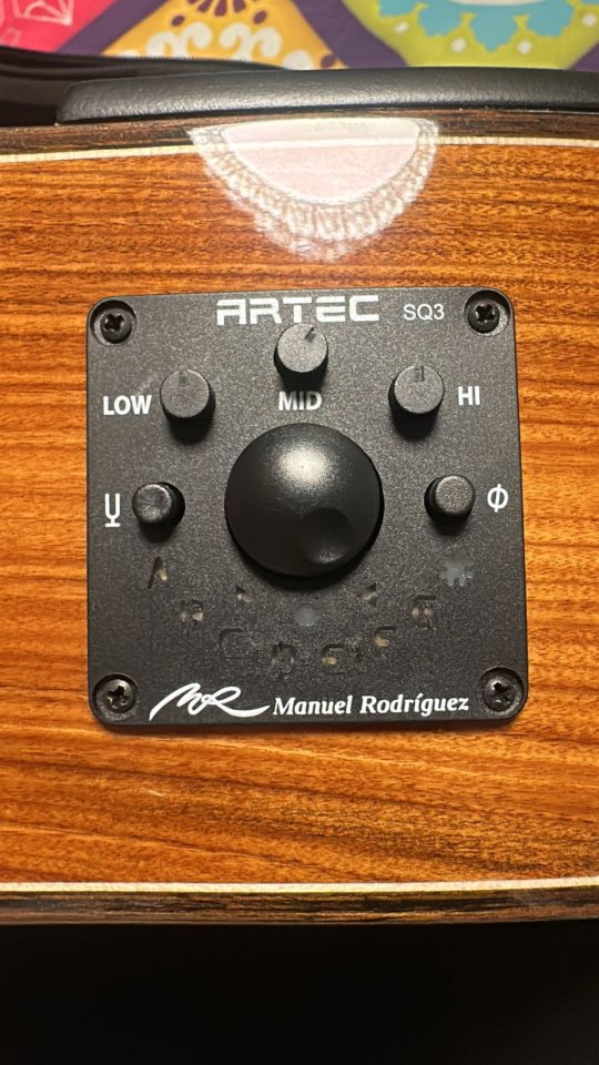 Manuel Rodriguez Electroacústica Café Cortado Cutaway