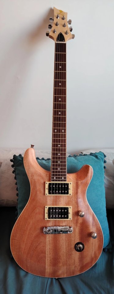 Guitarra eléctrica Elg de segunda mano · Foto 2 de 10 · Madrid · 275 €