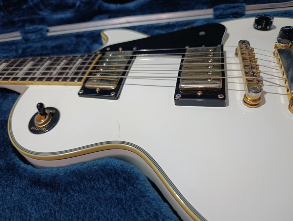 Epiphone Les Paul Custom+Estuche rigido de segunda mano · Foto 5 de 7 · Badajoz · 500 €