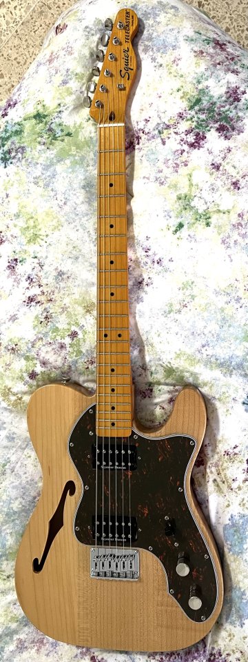Squier CV Thinline con pastillas Seymour Duncan