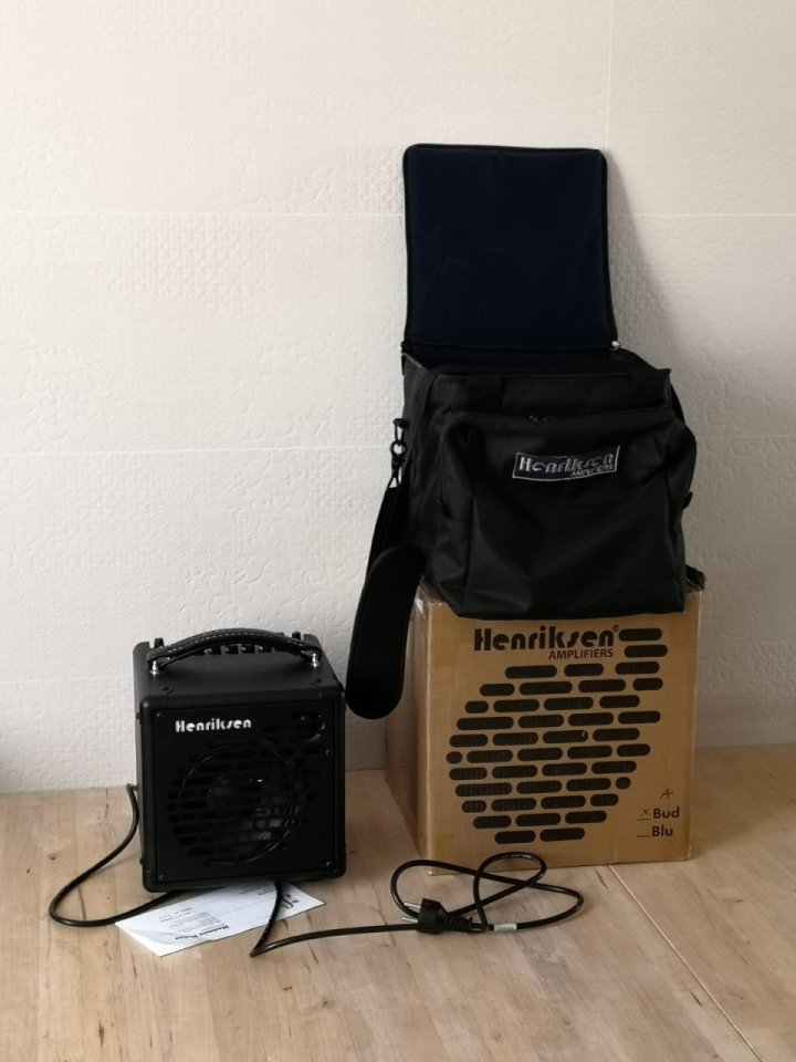 Ampli Henriksen The BUD SIX - mint / con garantía