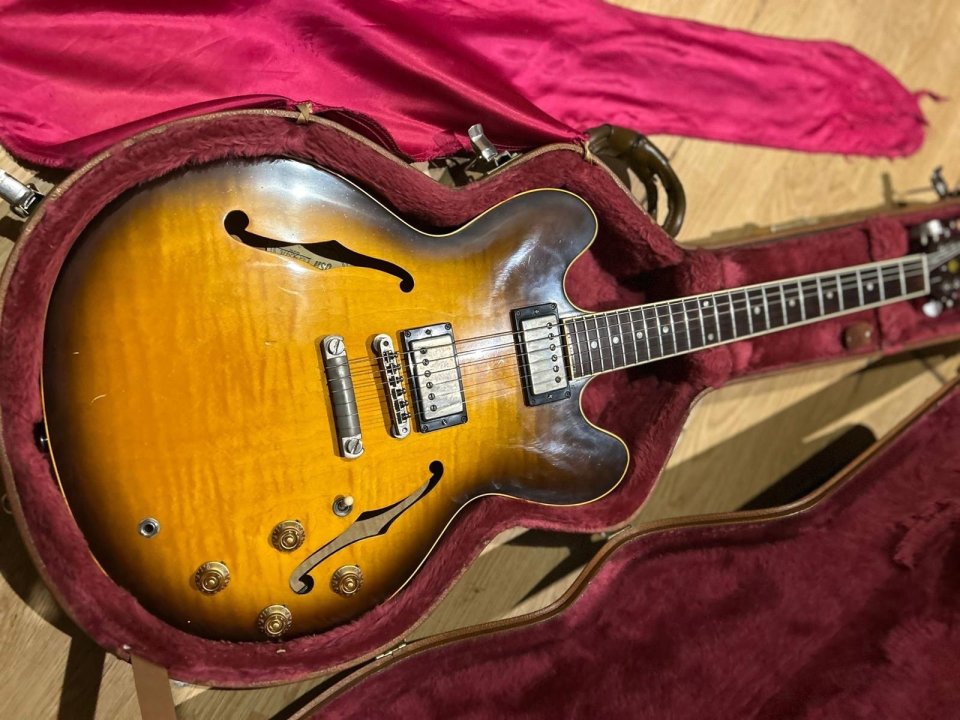 Gibson ES 335 noventera