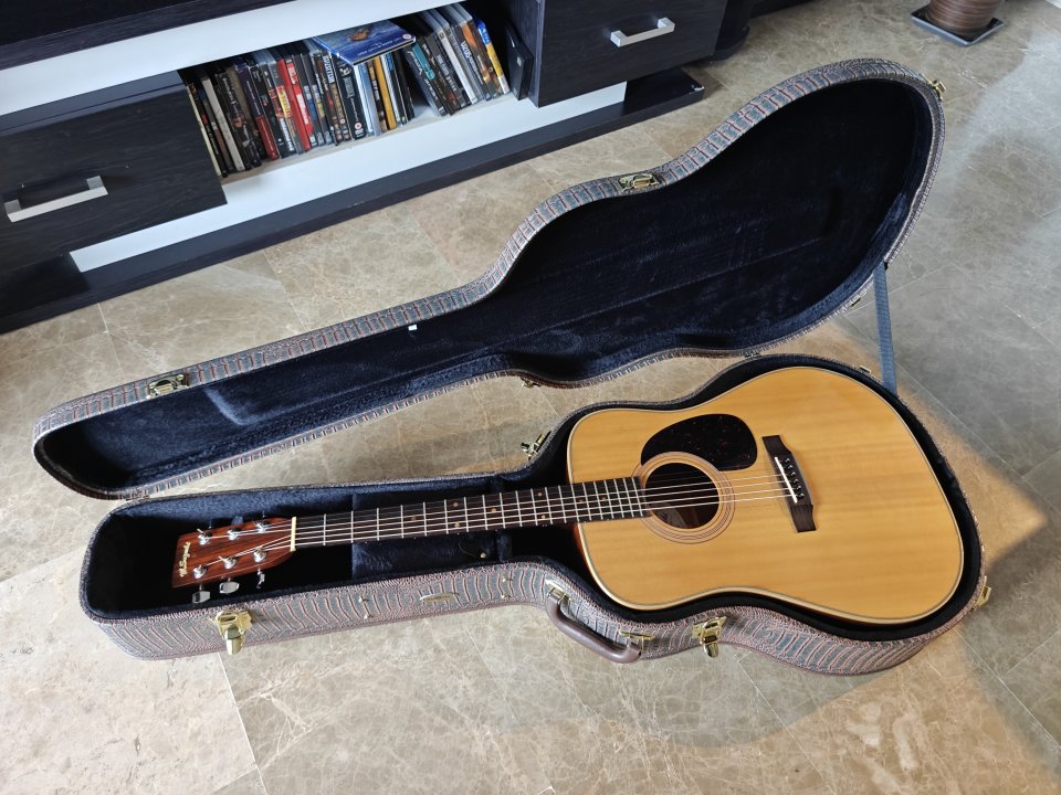 M.Suzuki FW-523 1980 -Dreadnought Vintage