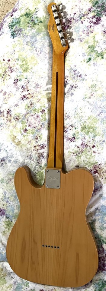 Squier CV Thinline con pastillas Seymour Duncan