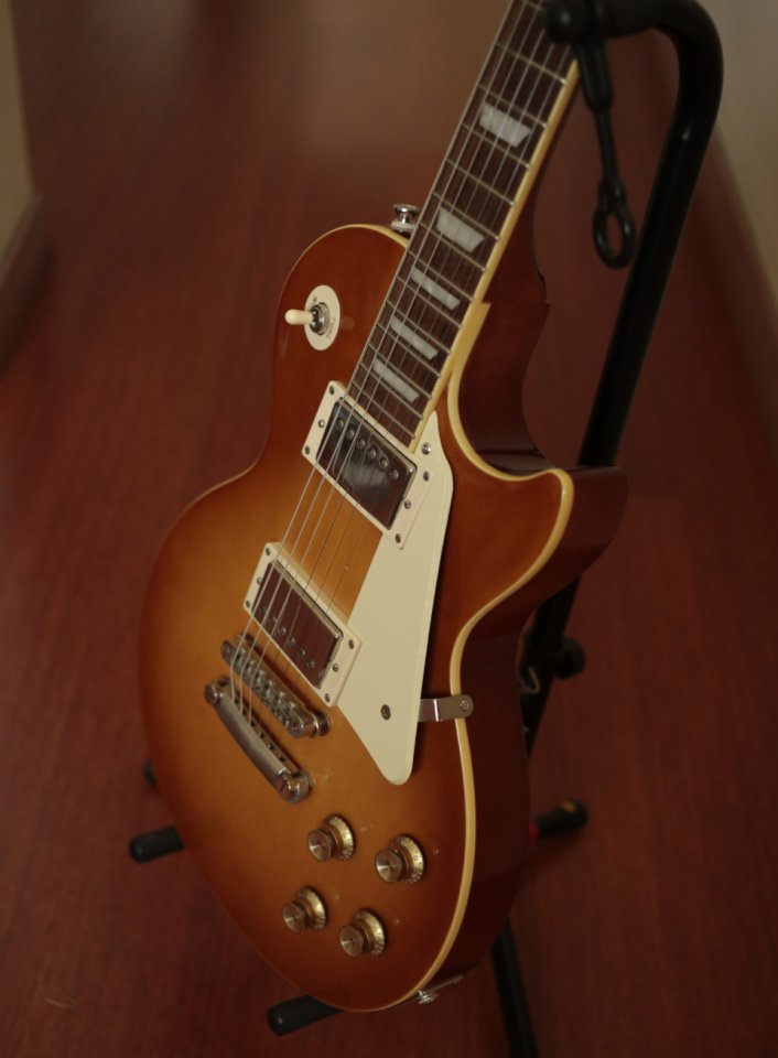 Epiphone Les Paul Classic Honey Burst. IMPECABLE Y MEJORADA