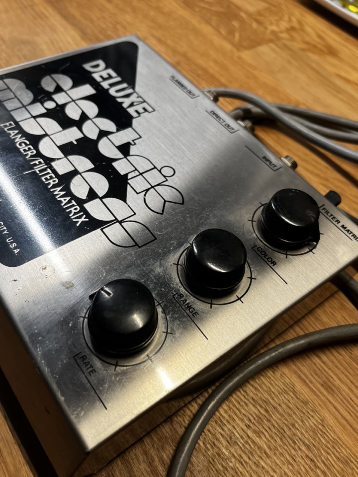 Electro-Harmonix Deluxe Electric Mistress 70s de segunda mano · Foto 2 de 4 · Tarragona · 240 €