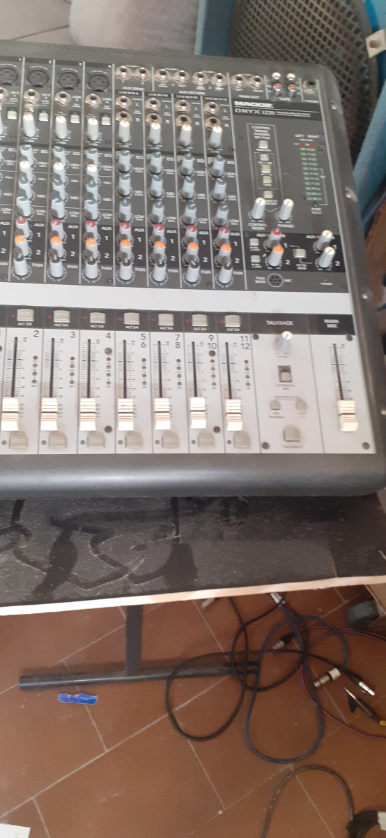 Mackie Onyx 12 Mixer « Mesa de mezclas