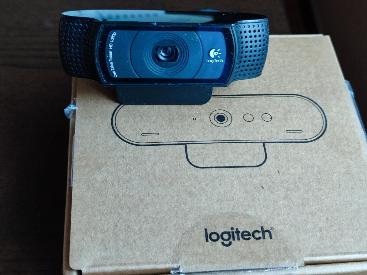 Webcam Logitech HD Pro C920 FullHD de segunda mano por 40 € en Madrid