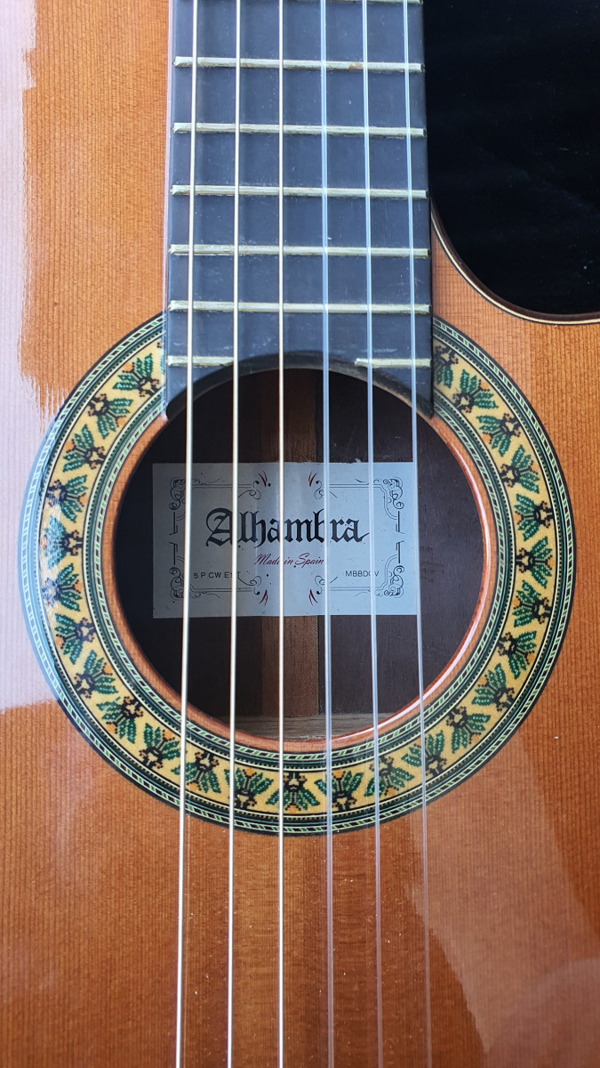 Guitarra Alhambra 5PCWE8 a la venta