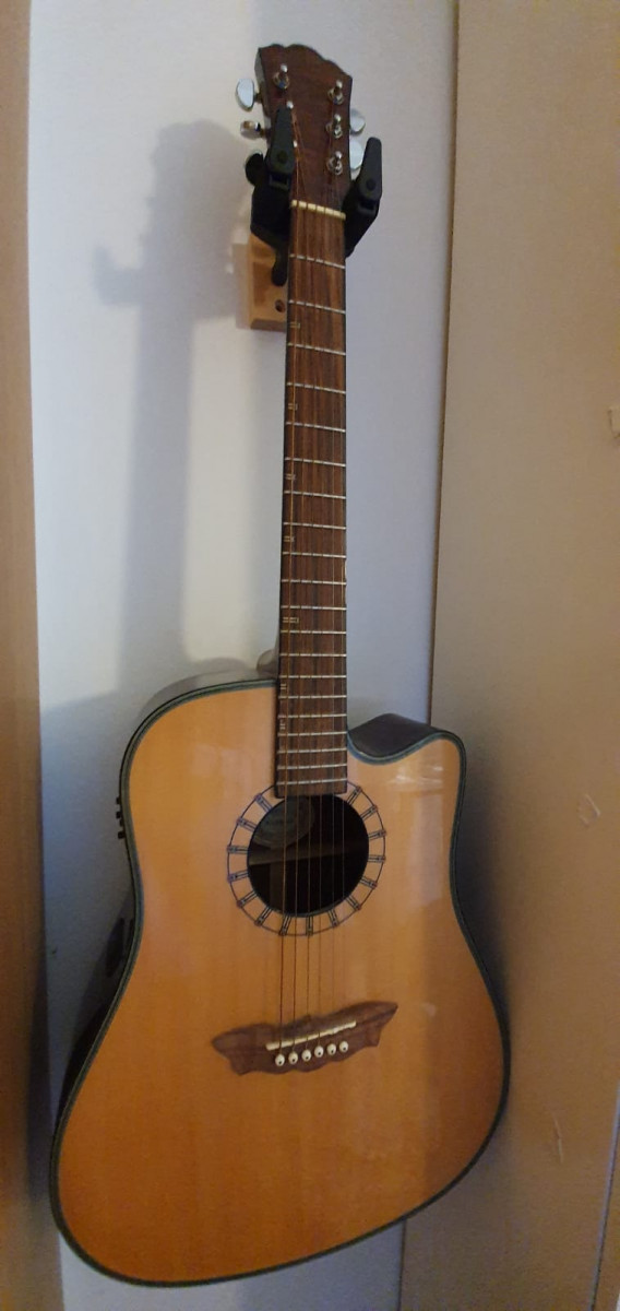 guitarra acustica Washburn D465CE con poco usuo de segunda mano por 450 €  en Lleida | Guitarristas.info