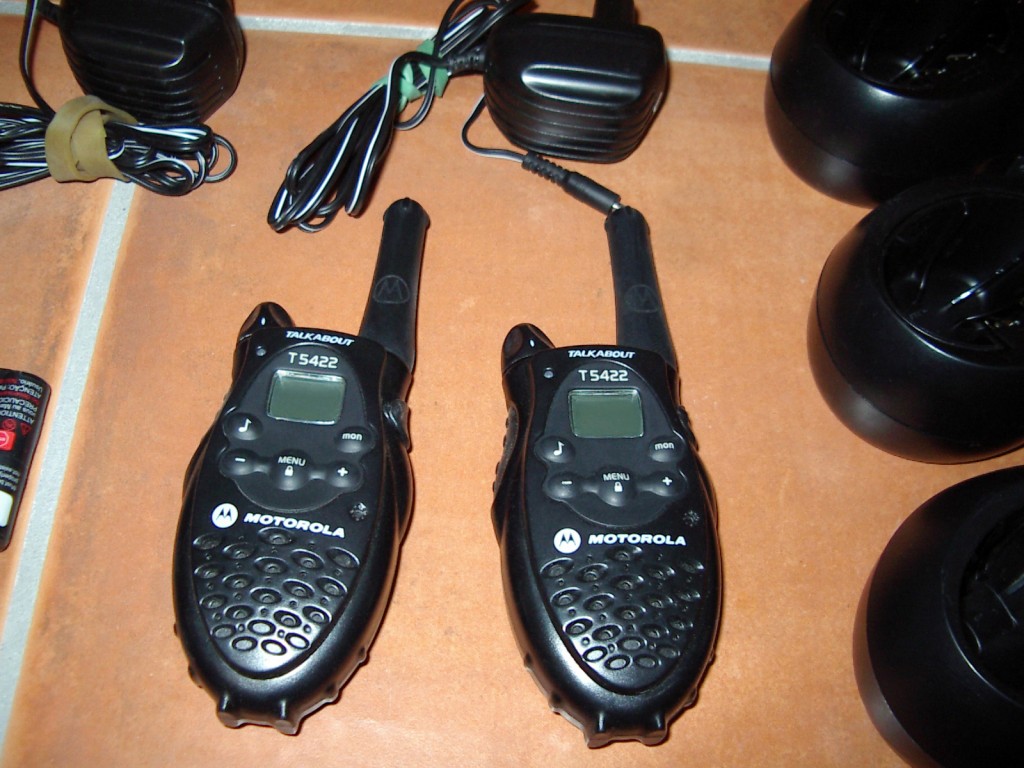 2 Walkie-Talkies Motorola T5422 de segunda mano por 50 € en Madrid