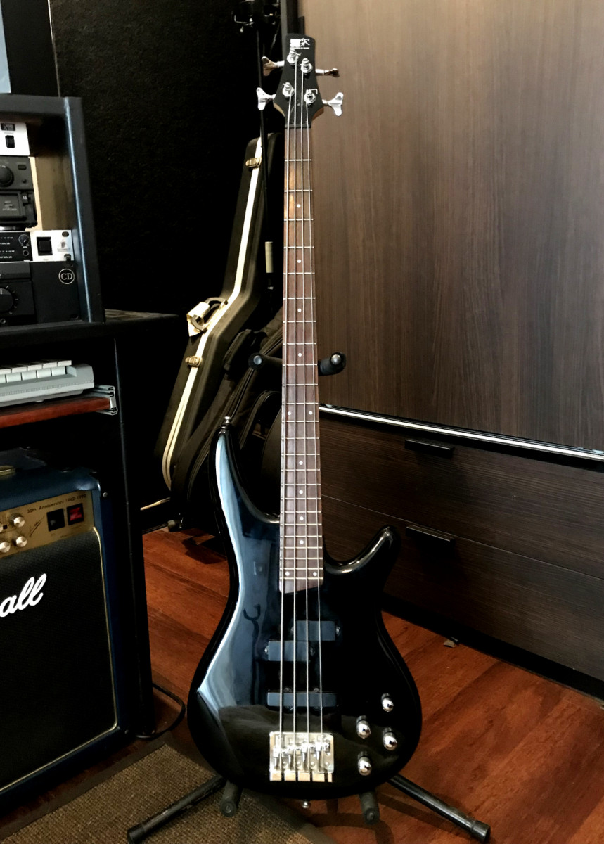 Bajo Ibanez Soundgear SR 300 DX de segunda mano por 170 € en Cádiz |  Guitarristas.info