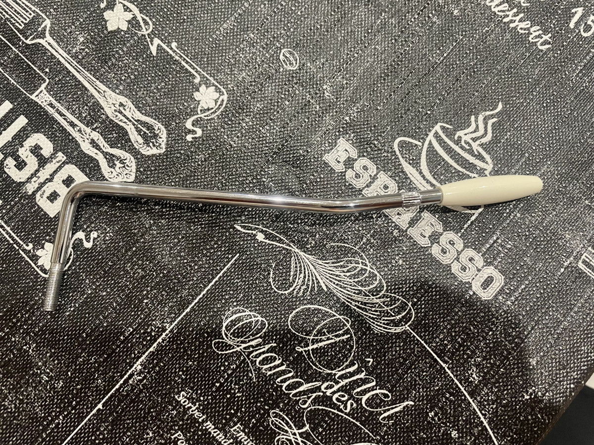 Palanca tremolo / puente Fender Stratocaster Mexico de segunda mano por 5 €  en Barcelona | Guitarristas.info