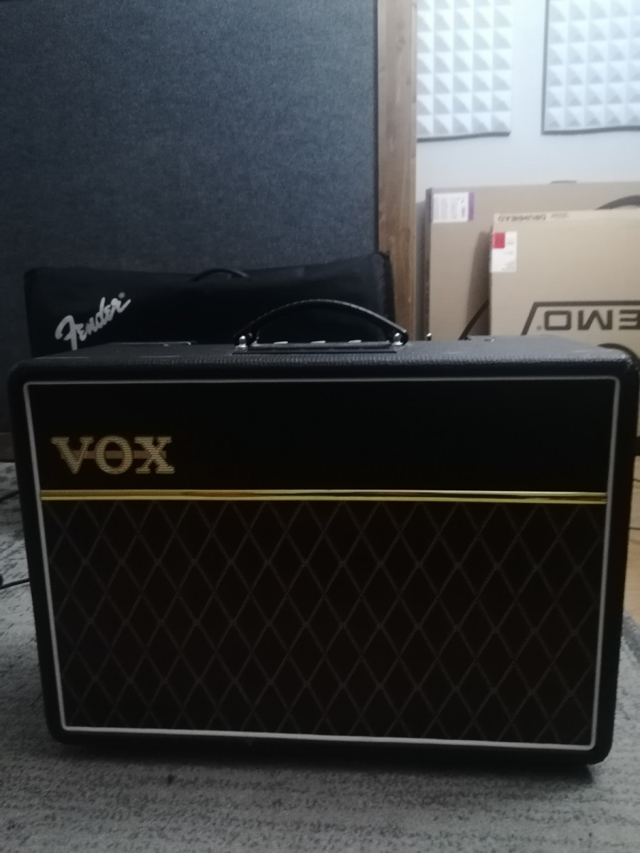 Amplificador Vox ac10 de segunda mano por 350 € en Valencia |  Guitarristas.info