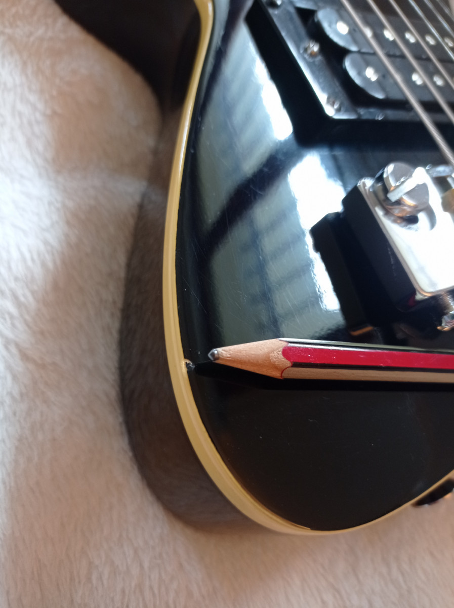 Chiquita guitarra de viaje vintage de segunda mano por 400 € en Madrid |  Guitarristas.info