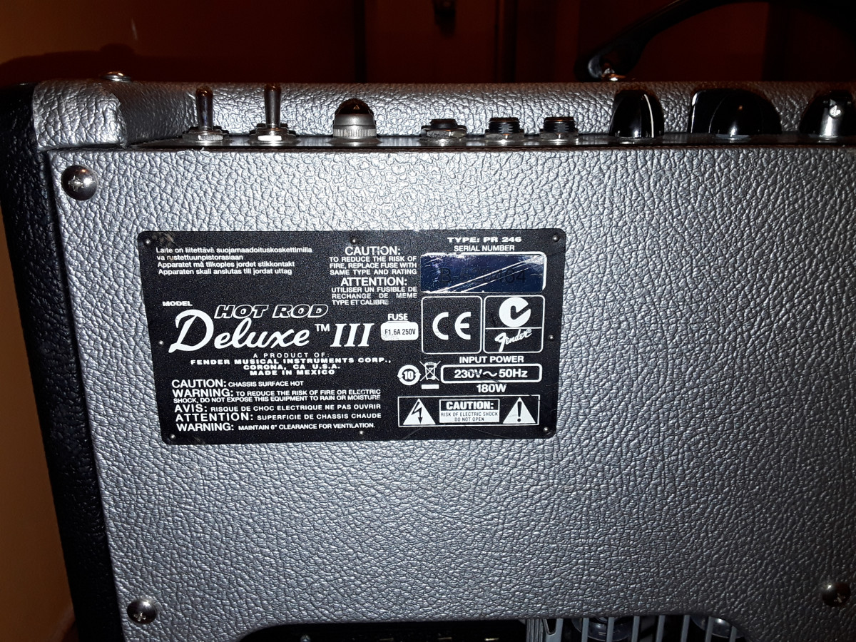 Fender Hot Rod Deluxe de segunda mano por 450 € en Madrid | Hispasonic