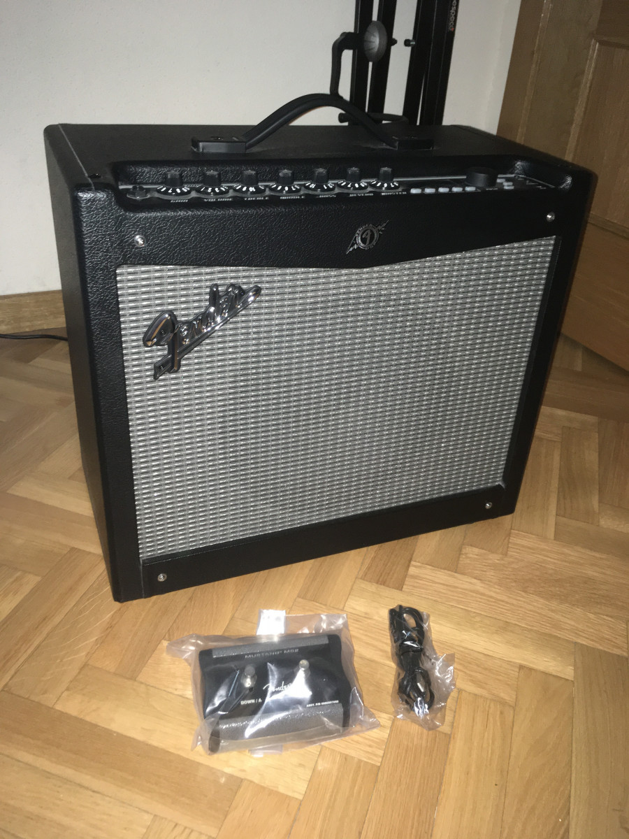 Fender Mustang III V2 (100W) - Combo amplificador de segunda mano por 200 €  en Madrid | Guitarristas.info