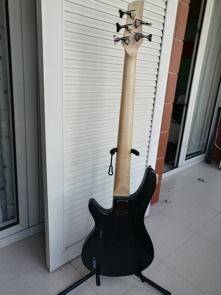 ibanez srx 595