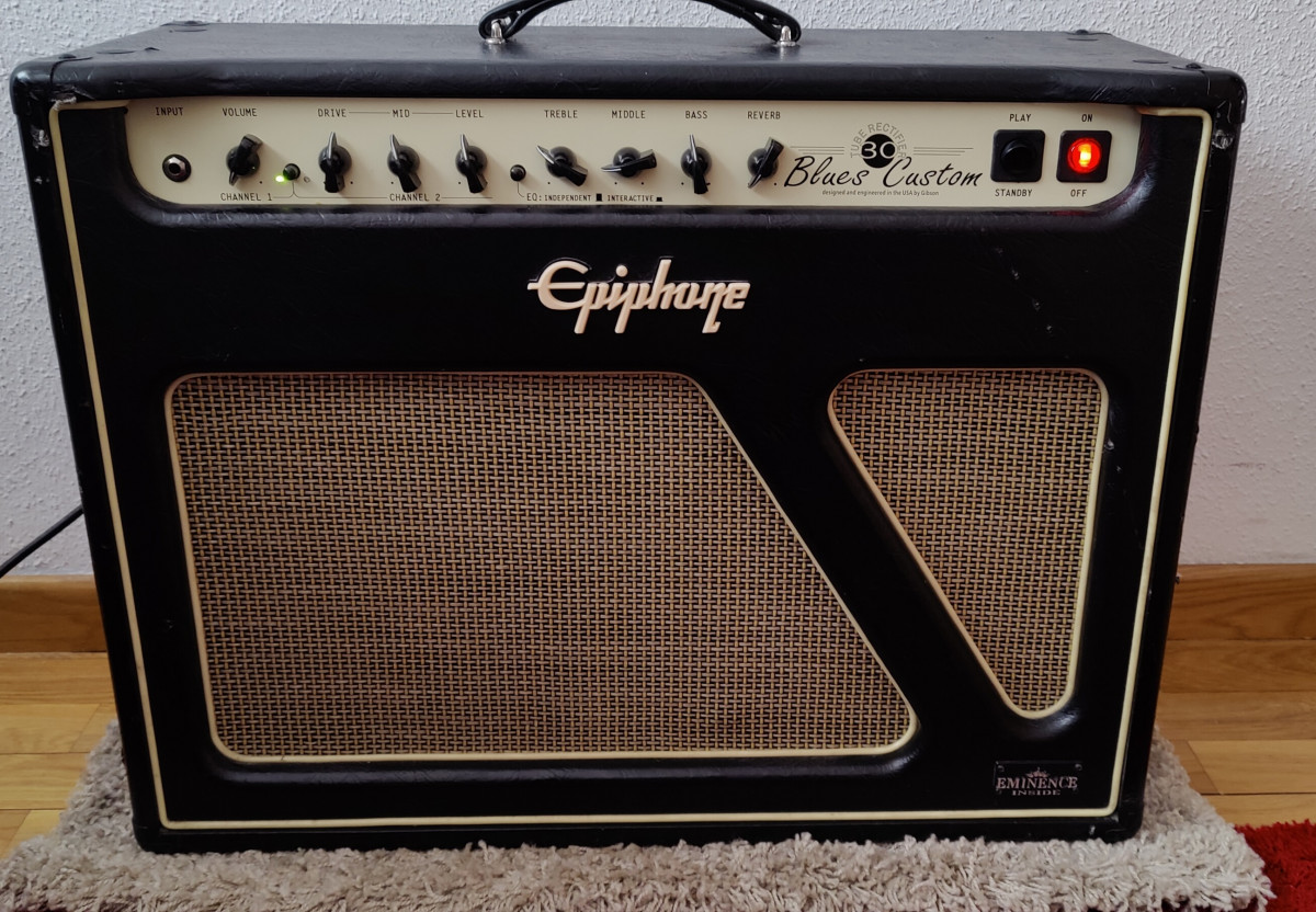 Cambio: Epiphone blues custom 30/15w válvulas en Madrid | Guitarristas.info