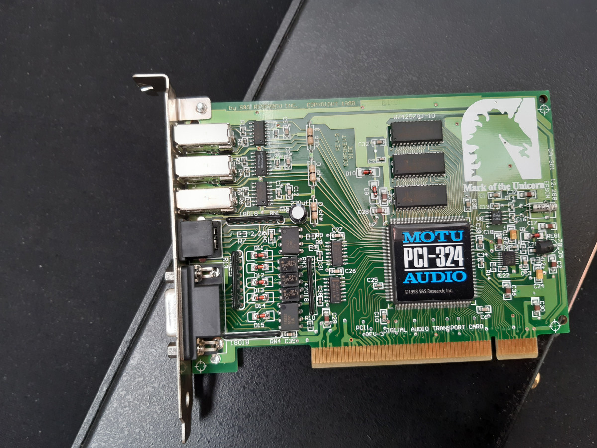 MOTU PCI-424 オーディオIFホストカード（チェックに1回通電のみ） MOTU PCI-424 オーディオIFホストカード（チェックに1回通電のみ