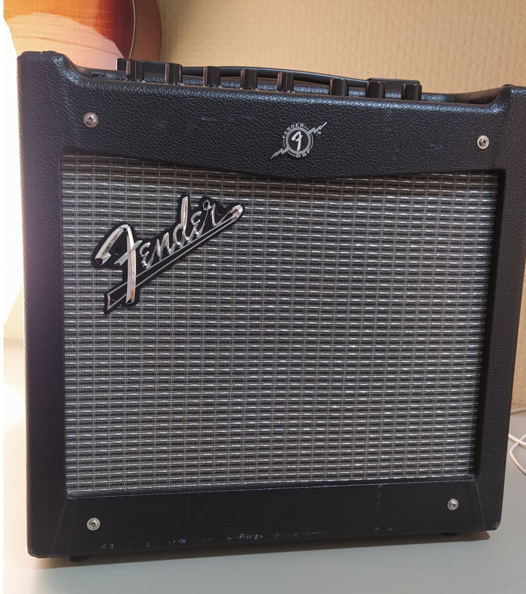 Amplificador FENDER MUSTANG I V2 de segunda mano por 90 € en Barcelona |  Guitarristas.info