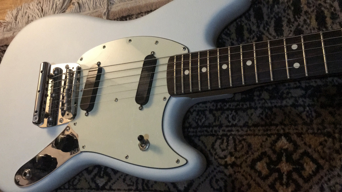 Fender mustang 1 como nuevo en Guadalajara, Jalisco por $2200 |  Segundamano.mx