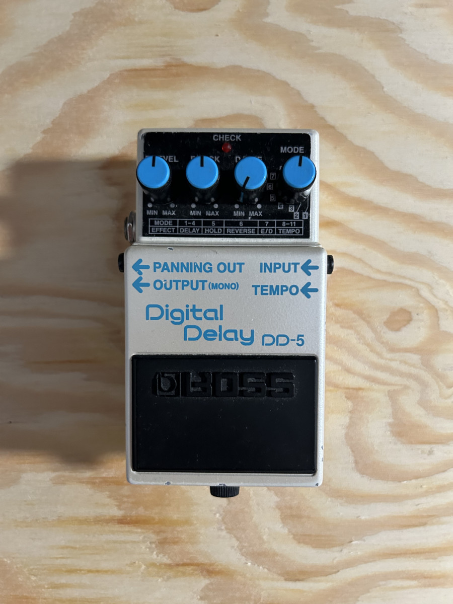 Boss DD5 Digital Delay con Tap Tempo (2) de segunda mano por 100 € en