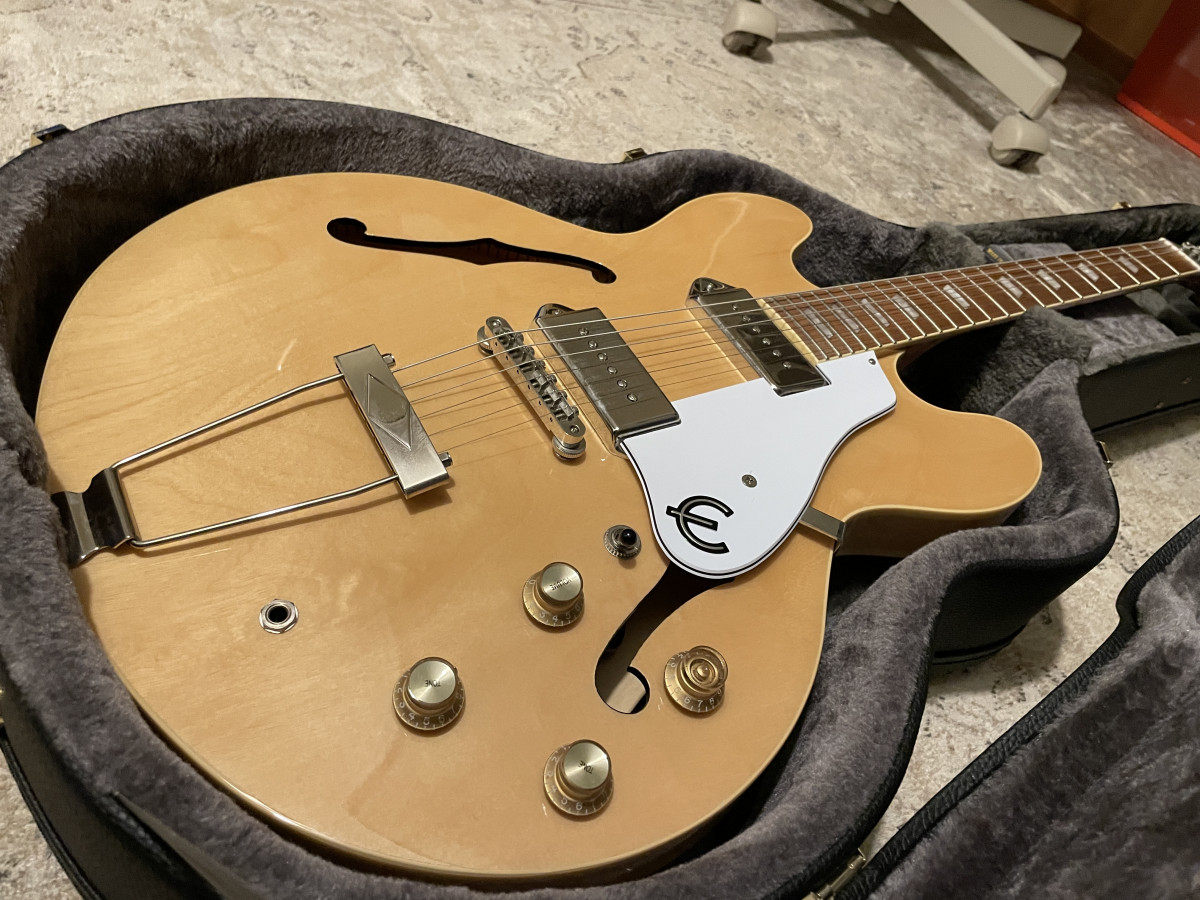 Vendo/Cambio Epiphone Casino Electrónica Elitist de segunda mano por 650 €  en A Coruña | Guitarristas.info