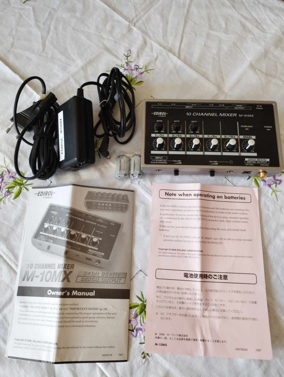 Edirol M-10MX 10-Channel Battery Powered Mixer