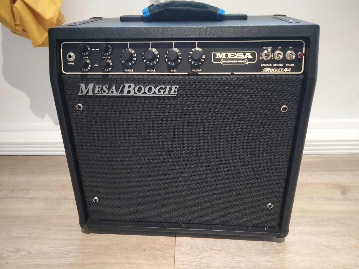 Mesa boogie rocket 44 de segunda mano por 650 € en Cáceres Guitarristas