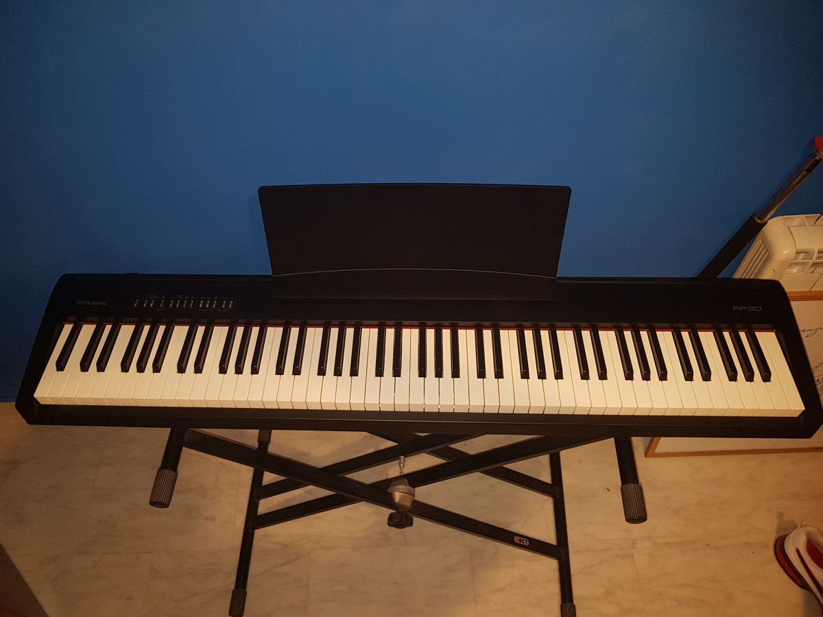 Roland FP-30 de segunda mano por 490 € en Sevilla | Hispasonic