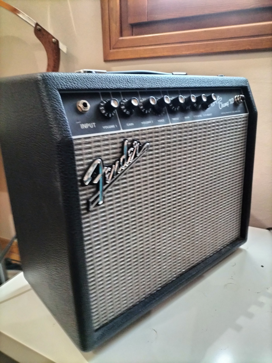 Fender Super Champ XD con Eminence de segunda mano por 390 € en Valladolid  | Guitarristas.info