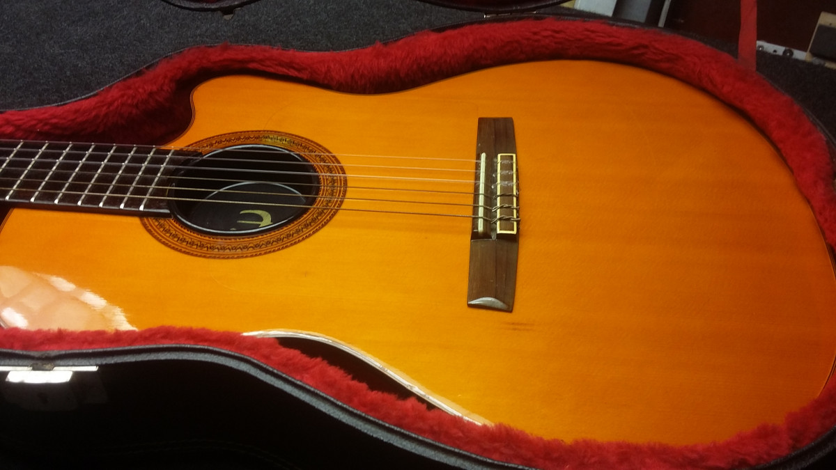 epiphone chet atkins de segunda mano por 300 € en Tarragona |  Guitarristas.info