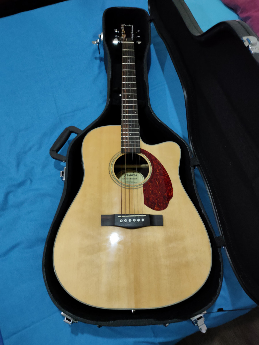 GUITARRA ELECTRO ACUSTICA FENDER SQUIER SA-105CE C/FUNDA Segunda mano en  Nolotire Santiago de Compostela