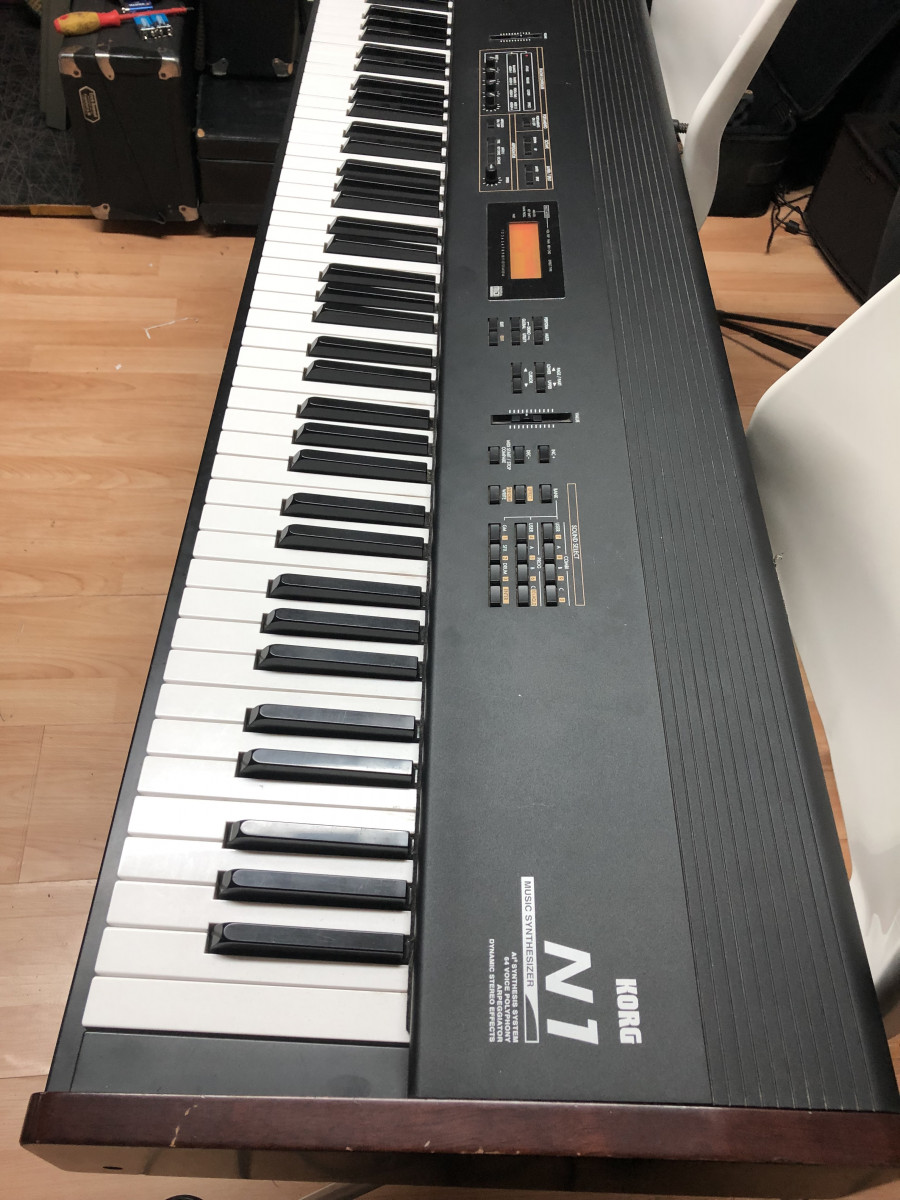 Sintetizador Piano Korg N1 88 teclas contrapesadas de segunda mano por 380  € en Girona | Hispasonic