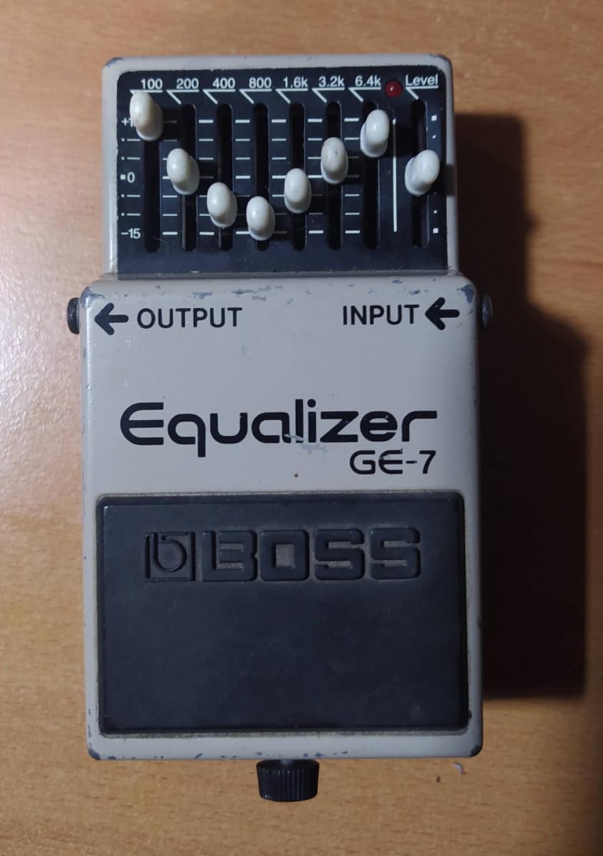 Pedal BOSS GE-7 Silver Label Equalizer (ecualizador) de segunda mano por 65  € en Sevilla | Guitarristas.info