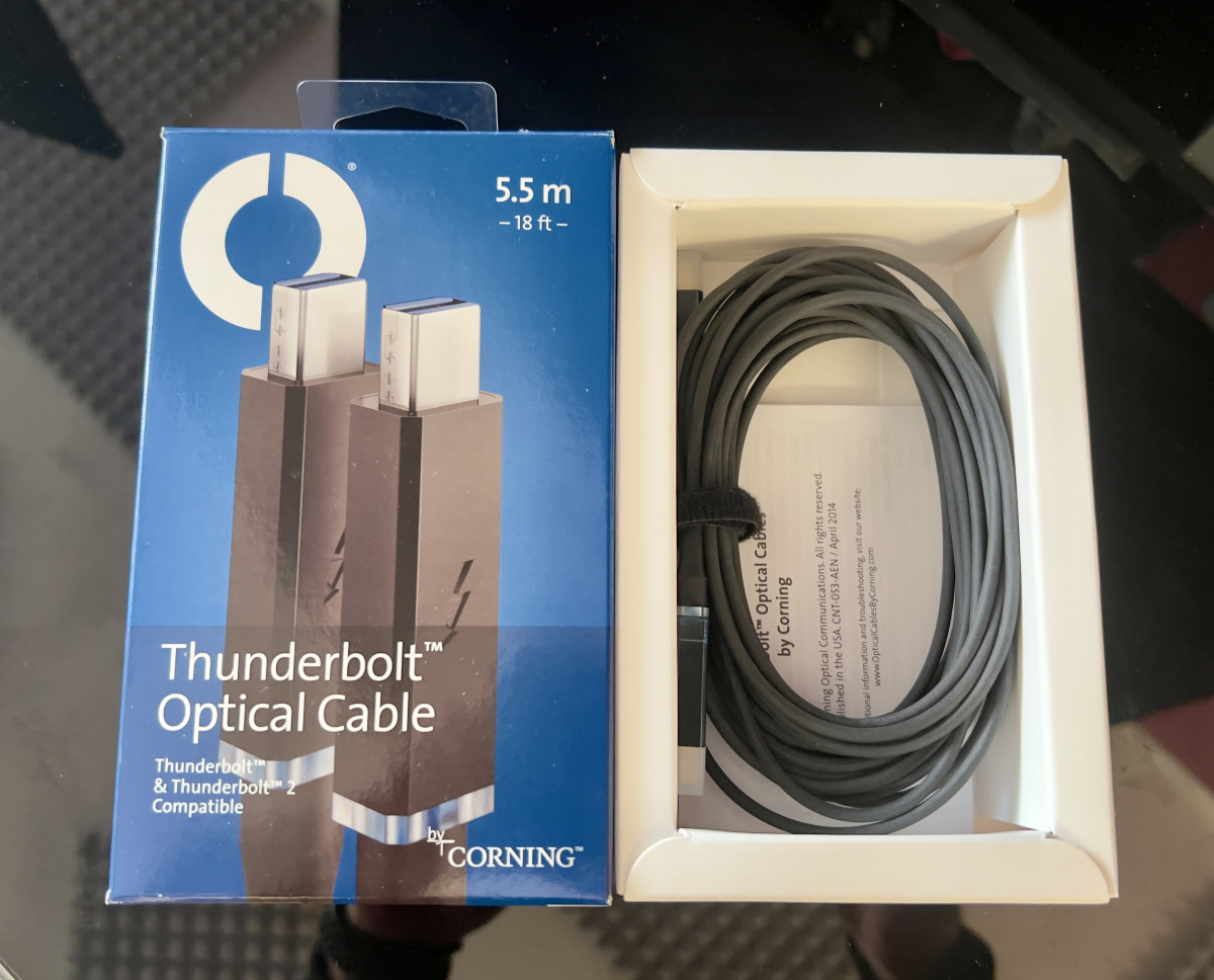 Adaptador Thunderbolt 2 a Thunderbolt 3 + cable de segunda mano