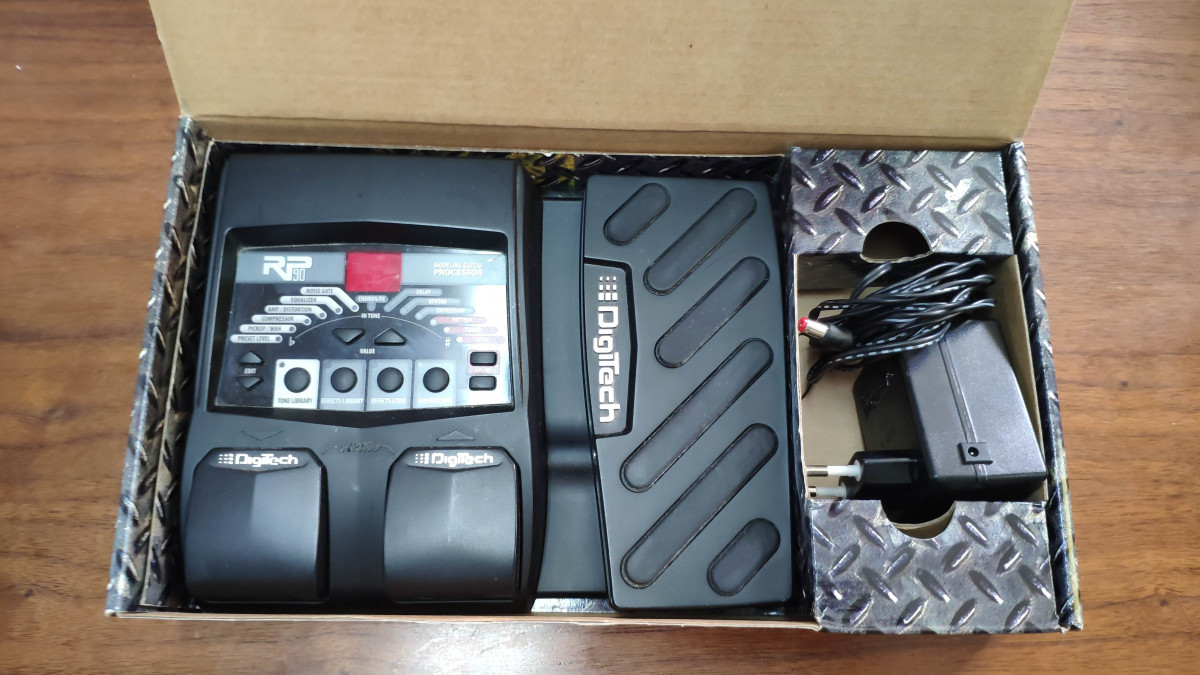 Pedalera DIGITECH RP90 efectos de segunda mano por 35 € en Madrid |  Guitarristas.info