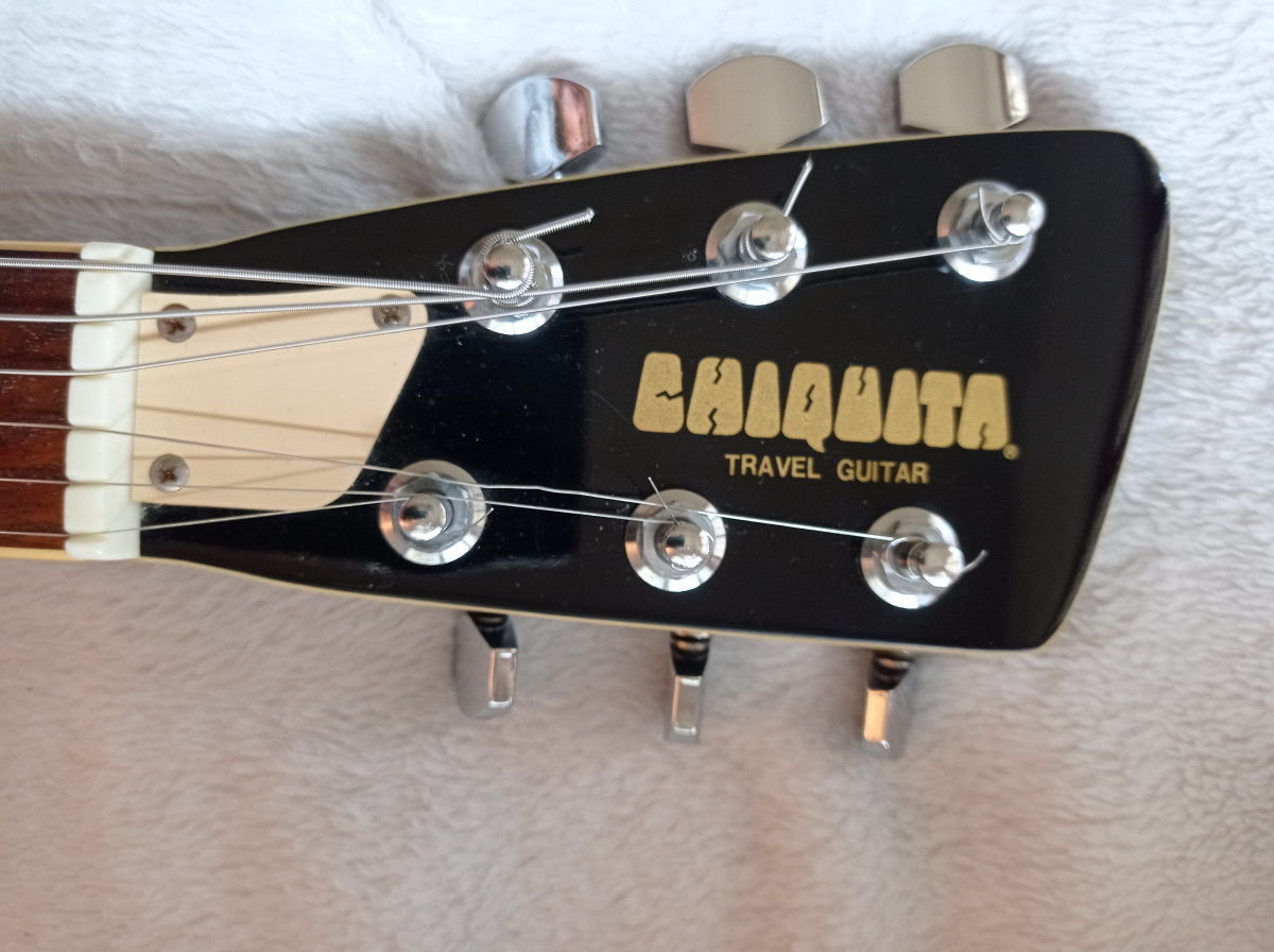 Chiquita guitarra de viaje vintage de segunda mano por 400 € en Madrid |  Guitarristas.info