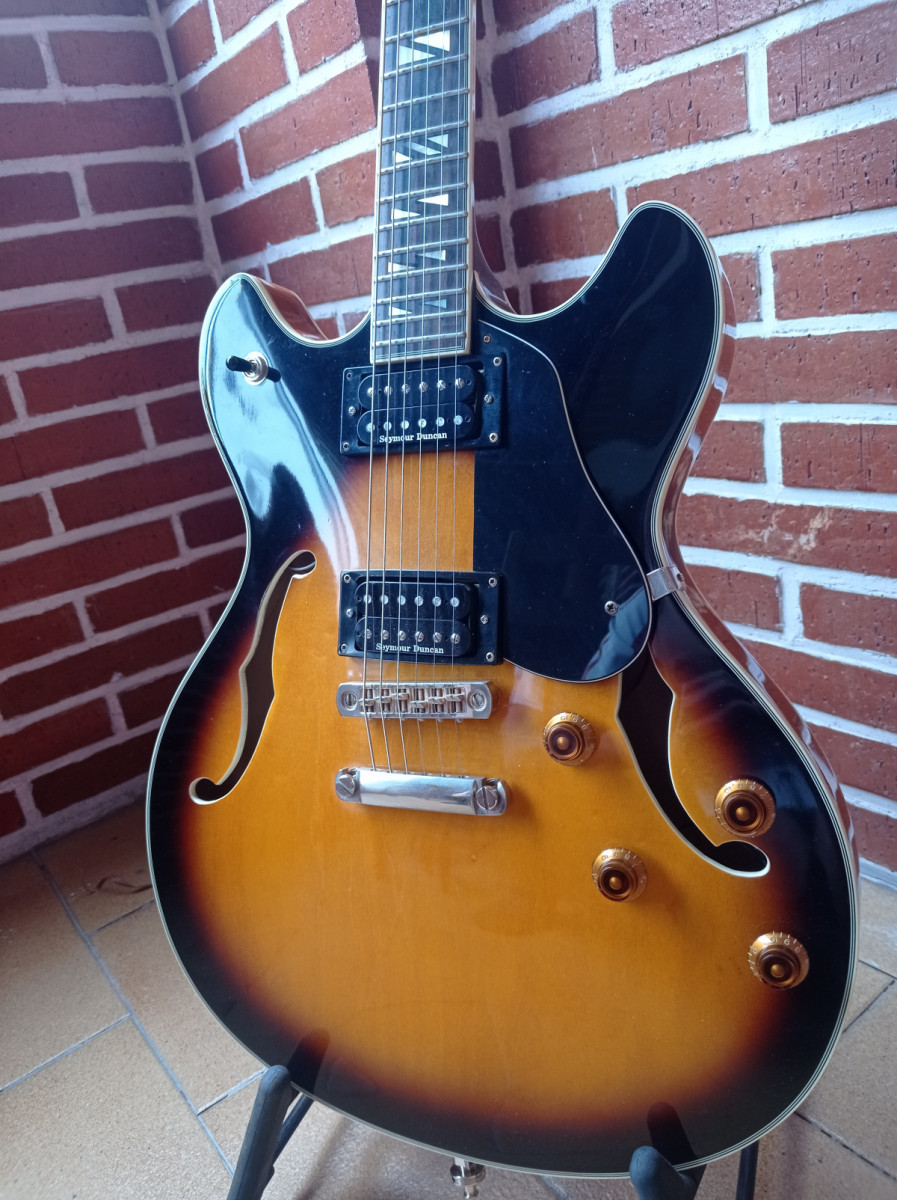 Guitarra electrica semicaja ibanez as73tcd