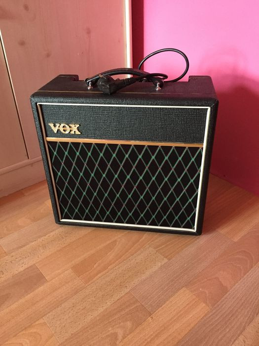 VOX Pathfinder 15R de segunda mano por 100 € en Madrid | Guitarristas.info