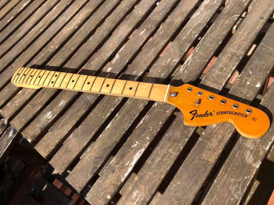 Mastil Fender Stratocaster 1975 reparado. de segunda mano por 450 € en  Sevilla | Guitarristas.info