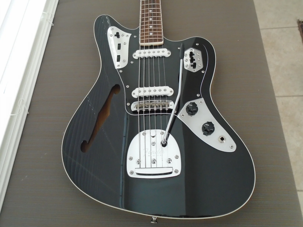 Fender Jaguar Thinline Black 2013 Limited Edition de segunda mano por 1495  € en Almería | Guitarristas.info