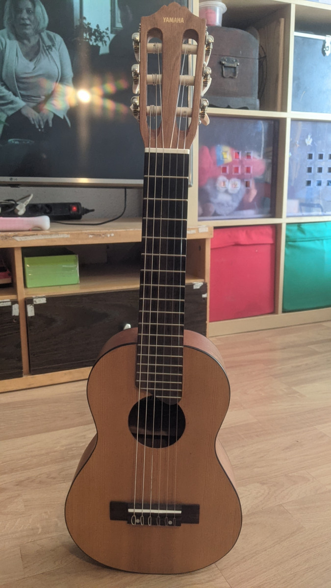 Guitalele Yamaha GL1 de segunda mano por 40 € en Barcelona | Hispasonic